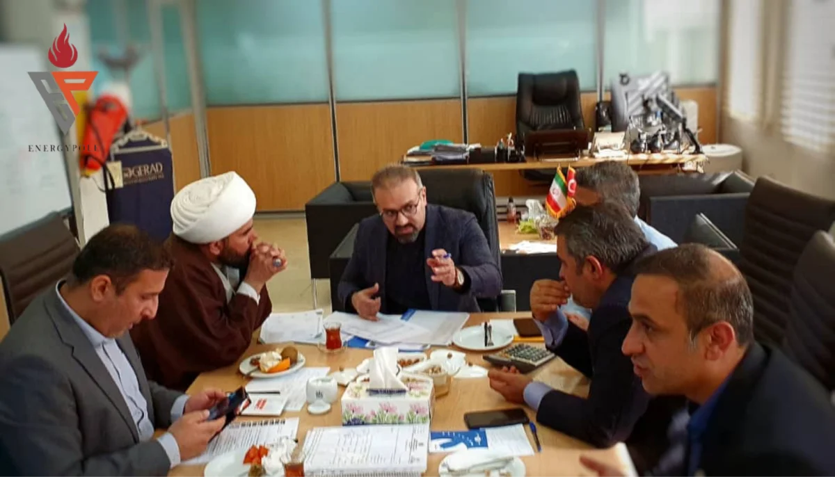 گامِ بزرگ پتروشیمی رازی؛  رفع مشکل آب آشامیدنی بندر امام خمینی با ساخت مخزن ۸۰۰۰ مترمکعبی