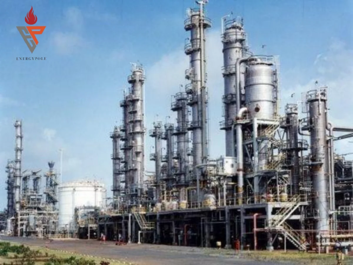 شاگرداول بازگشت ارز شفاف‌سازی کرد؛ شریعتمداری: هلدینگ خلیج‌فارس ۱۰۰ درصد تعهدات ارزی خود را انجام داده است