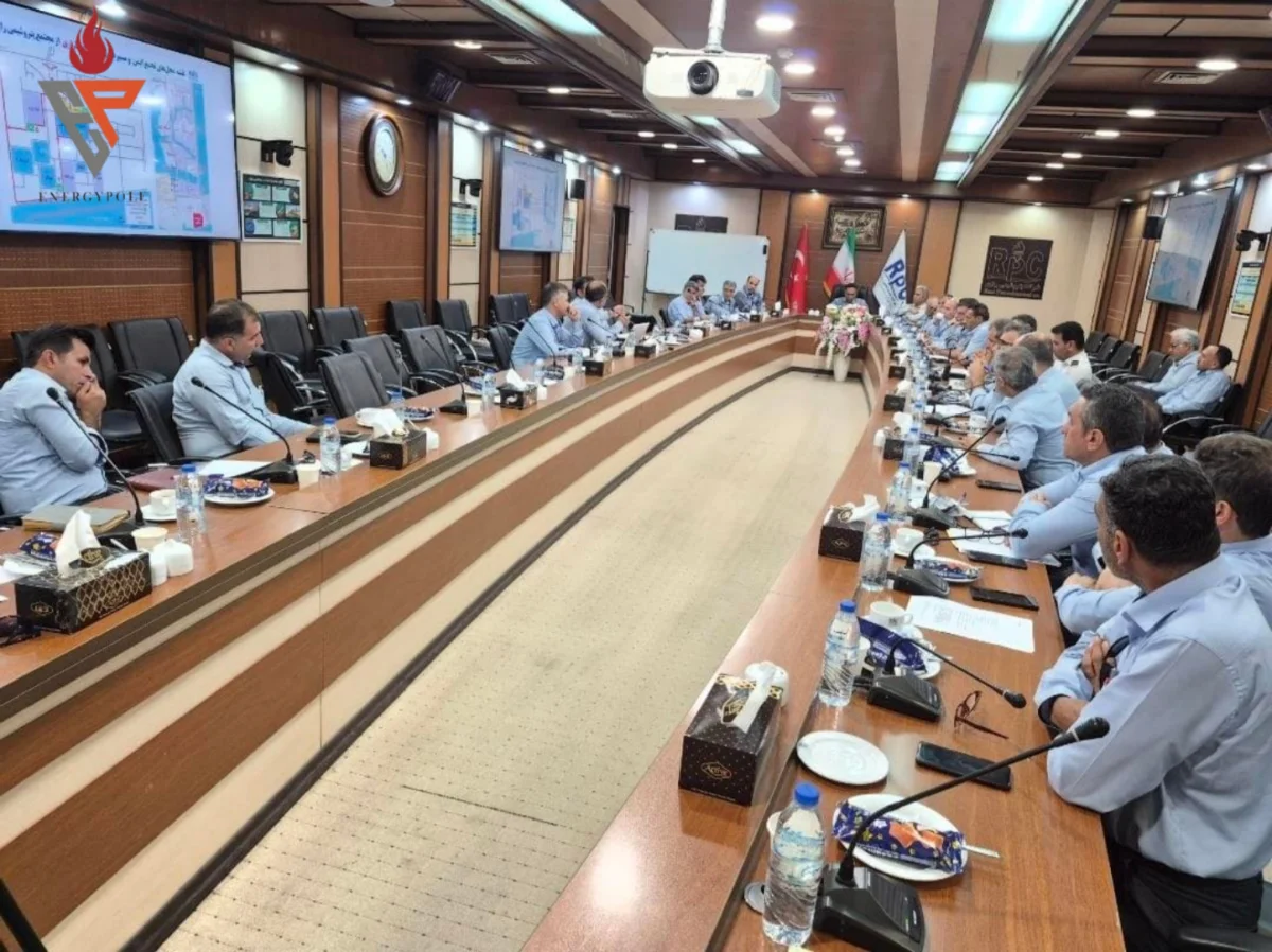 استمرار آمادگی و برنامه‌ریزی برای برگزاری مانور عملیاتی خروج اضطراری کارکنان در پتروشیمی رازی