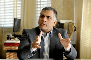 پاک‌نژاد ادامه دهنده راه دولت سایه 