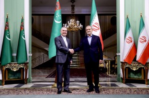  در حضور رئیس‌جمهوری و رهبر ملی ترکمنستان سند همکاری گازی ایران و ترکمنستان امضا شد