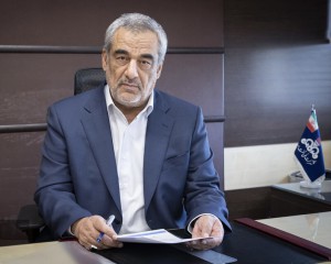  مدیرعامل شرکت ملی نفت ایران: کارکنان شرکت ملی نفت مجاهدان خط مقدم تولید هستند/ استفاده از همه ظرفیت‌ها برای انجام مأموریت‌های راهبردی