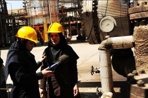  نخستین گام‌های نویدبخش تحقق عدالت جنسیتی در صنعت نفت/ حضور زنان توانمند در سمت‌های مدیریتی وزارت نفت دولت چهاردهم