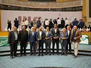 مجتمع تبریز نفت پاسارگاد به عنوان واحد تولیدی نمونه ملی انتخاب شد