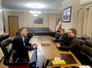 نشست صمیمانه مدیرعامل پازارگاد با استاندار بوشهر