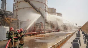 در راستای آمادگی حداکثری؛  مانور امداد و نجات در پتروشیمی کیمیای پارس خاورمیانه برگزار شد