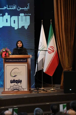 دبیرهمایش پتروفن ۱۴۰۳ در آئین افتتاحیه این رویداد:  پشتیبانی از نوآوری و توجه به نیازهای فناورانه، رمز موفقیت صنعت پتروشیمی است ،۵۲ شرکت زیر ذره‌بین ارزیابان جایزه نوآوری در صنعت پتروشیمی
