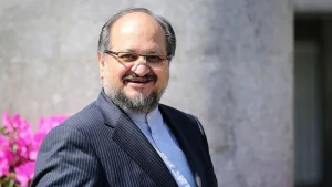 محمد شریعتمداری، رئیس جدید هیئت مدیره انجمن صنفی کارفرمایی صنعت پتروشیمی شد