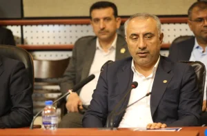 مدیرعامل پتروشیمی بندر امام تاکید کرد: اختصاص ۲ درصد از فروش هلدینگ خلیج فارس به تحقیق و توسعه؛ تحولی عظیم در بازار داخلی