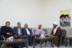دیدار نوروزی مدیرعامل پتروشیمی بندر امام با ائمه جمعه و خانواده شهید جهاندیده