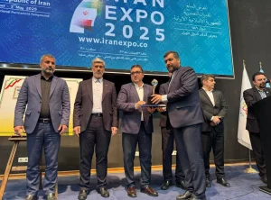 برای نخستین بار؛  غرفه هلدینگ تاپیکو در هفتمین نمایشگاه بین المللی ایران اکسپو ۲۰۲۵ به عنوان «غرفه برتر» شناخته شد