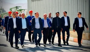 بازدید مشاور وزیر تعاون، کار و رفاه اجتماعی از پتروشیمی شازند