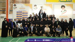 قهرمانی تیم شنای بانوان پتروشیمی پردیس در رقابت‌های منطقه پارس