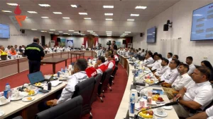 برگزاری همایش هفته پدافند غیرعامل و مانور دورمیزی سطح یک تکمیلی توسط شرکت HSE پتروشیمی‌های عسلویه